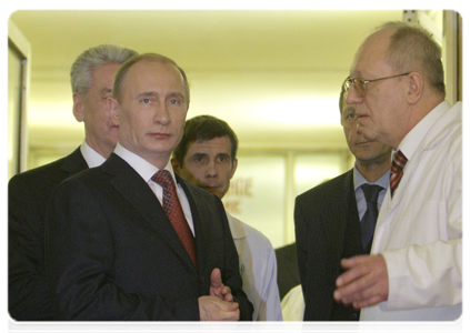 Prime Minister Vladimir Putin visiting Moscow’s N. I. Pirogov First City Hospital|15 february, 2011|18:33