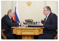 Prime Minister Vladimir Putin meets with Federal Customs Service Head Andrei Belyaninov