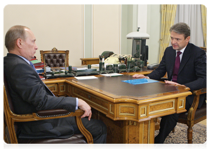 Prime Minister Vladimir Putin meeting with Krasnodar Territory Governor Alexander Tkachev|16 february, 2011|15:00