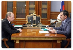 Prime Minister Vladimir Putin meets with President of Ingushetia Yunus-Bek Yevkurov