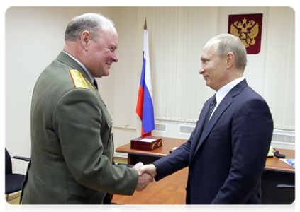 Prime Minister Vladimir Putin meets with members of the public at the Kaliningrad community liaison office of the United Russia party|23 february, 2011|21:44