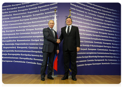 Prime Minister Vladimir Putin with President of the European Commission Jose Manuel Barroso in Brussels|24 february, 2011|14:00