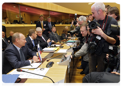 Prime Minister Vladimir Putin during a meeting of the Russian government and the EU Commission in Brussels|24 february, 2011|14:36