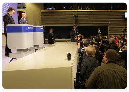 Prime Minister Vladimir Putin and President of the European Commission José Manuel Barroso at a joint news conference following the meeting of the Russian government and the EU Commission|24 february, 2011|18:13