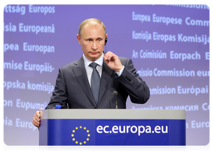 Prime Minister Vladimir Putin and President of the European Commission José Manuel Barroso at a joint news conference following the meeting of the Russian government and the EU Commission|24 february, 2011|18:13