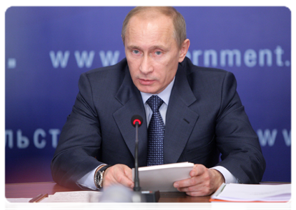 Prime Minister Vladimir Putin at a meeting in Kirov on housing construction in the regions|3 february, 2011|19:20