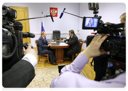 Prime Minister Vladimir Putin meeting with Kirov Region Governor Nikita Belykh|3 february, 2011|21:27