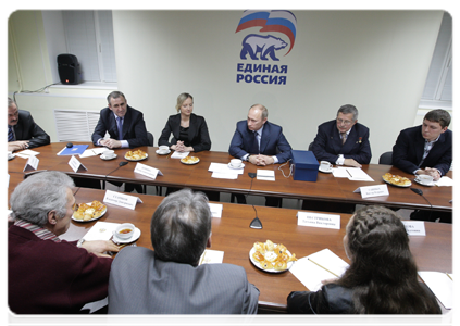 Prime Minister Vladimir Putin at a meeting with representatives of United Russia’s Kirov regional branch|3 february, 2011|22:56