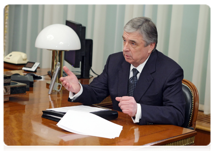 State Secretary of the Russia-Belarus Union State Pavel Borodin with Prime Minister Vladimir Putin|1 march, 2011|11:36