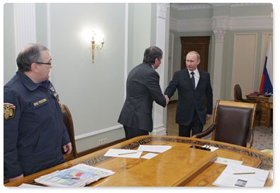 Prime Minister Vladimir Putin meets with Deputy Prime Minister Igor Sechin, Rosatom Director General Sergei Kiriyenko and First Deputy Emergencies Minister Ruslan Tsalikov