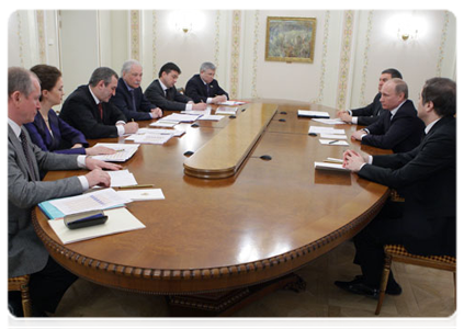 Prime Minister Vladimir Putin at the meeting with the United Russia party leadership|15 march, 2011|14:07