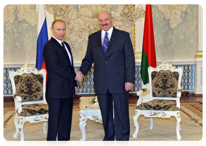 Prime Minister Vladimir Putin at a meeting with Belarusian President Alexander Lukashenko in Minsk|15 march, 2011|18:07