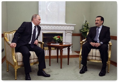 Prime Minister Vladimir Putin has met with Kazakhstan's Prime Minister Karim Massimov