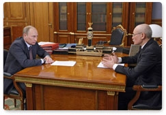 Prime Minister Vladimir Putin meets with President of Bashkortostan Rustem Khamitov