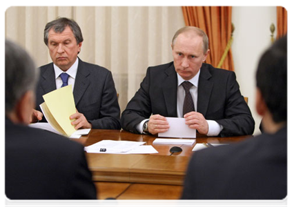 Prime Minister Vladimir Putin meets with Kyrgyz Prime Minister Almazbek Atambayev|18 march, 2011|21:03