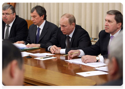 Prime Minister Vladimir Putin meets with Kyrgyz Prime Minister Almazbek Atambayev|18 march, 2011|21:03