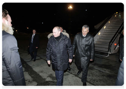 Prime Minister Vladimir Putin arrives in Yuzhno-Sakhalinsk on a working visit|19 march, 2011|18:47