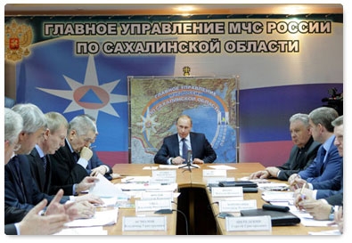 Vladimir Putin familiarises himself with the operations of the Emergencies Ministry’s situation centre in Yuzhno-Sakhalinsk and holds a meeting on the accident at Japan’s Fukushima 1 nuclear power station