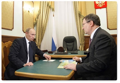Prime Minister Vladimir Putin meets with Tambov Region Governor Oleg Betin