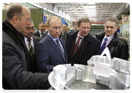 Prime Minister Vladimir Putin visits the Votkinsk plant in Udmurtia|21 march, 2011|16:34