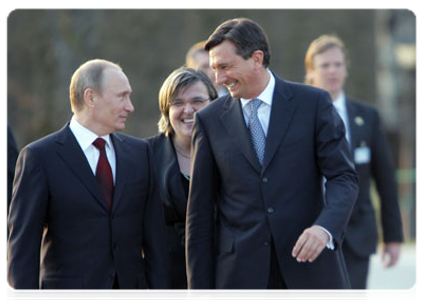 After the Russian-Slovenian talks Vladimir Putin and Borut Pahor had a walk around the Brdo castle|22 march, 2011|21:17