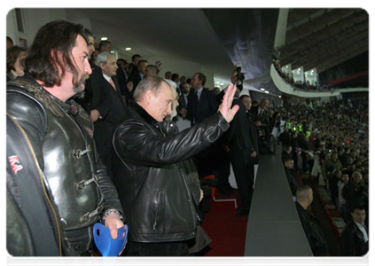 Vladimir Putin meets with members of a motorcycle club and attends a game between youth football clubs Zenit and Crvena Zvezda|23 march, 2011|22:52