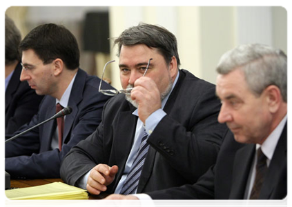 Minister of Communications and Mass Media Igor Shchegolev and head of the Federal Antimonopoly Service Igor Artemyev at a meeting of the Government Commission on Monitoring Foreign Investment|25 march, 2011|16:04