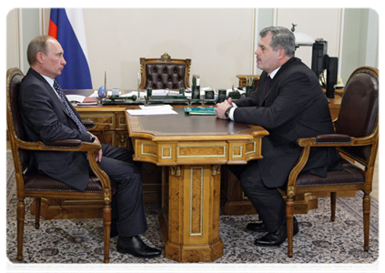 Prime Minister Vladimir Putin at a meeting with Murmansk Region Governor Dmitry Dmitriyenko|26 march, 2011|10:57