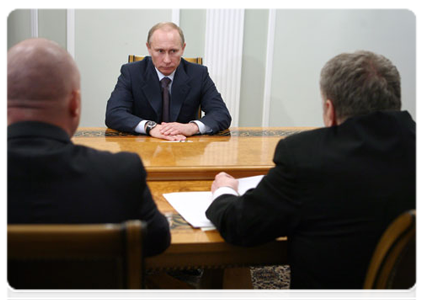 Prime Minister Vladimir Putin with Deputy State Duma Speaker and Liberal Democratic Party leader Vladimir Zhirinovsky and LDPR parliamentary leader Igor Lebedev|29 march, 2011|16:30