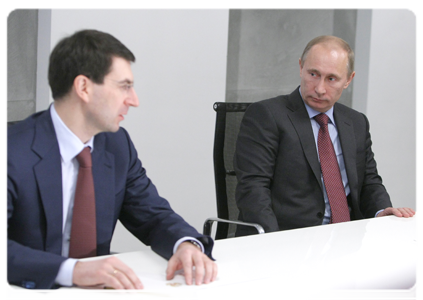 Prime Minister Vladimir Putin meeting with representatives of leading Russian telecommunication companies in the Yota central office|3 march, 2011|16:20