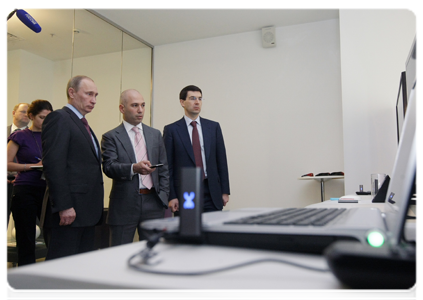 Prime Minister Vladimir Putin examines new developments in the telecommunications sector|3 march, 2011|16:48