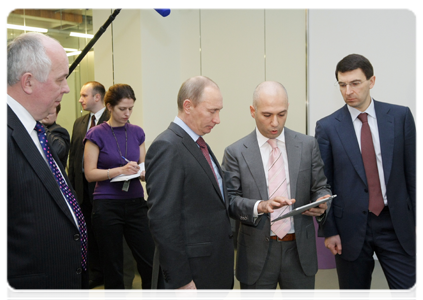 Prime Minister Vladimir Putin examines new developments in the telecommunications sector|3 march, 2011|16:48