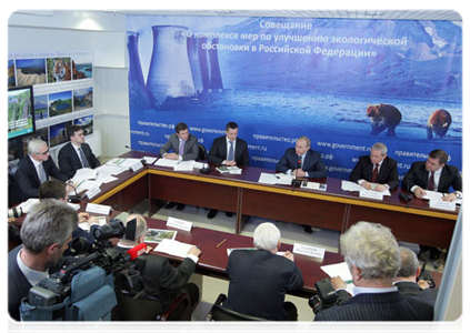 Prime Minister Vladimir Putin at a meeting on improving the environmental situation in Russia|30 march, 2011|15:35