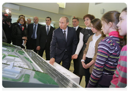 Prime Minister Vladimir Putin during a visit to the Vorobyovy Gory environmental and educational centre|30 march, 2011|15:54