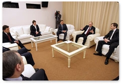 Prime Minister Vladimir Putin meets with leaders of the United Russia party