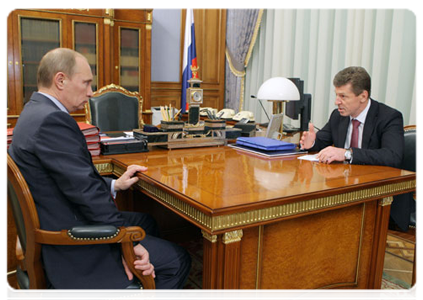 Prime Minister Vladimir Putin meets with Deputy Prime Minister Dmitry Kozak|19 april, 2011|11:34