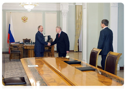 Prime Minister Vladimir Putin at a meeting with Sergei Mironov, leader of the A Just Russia party, and Nikolai Levichev, the head of party in the Duma|2 april, 2011|11:43