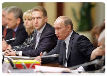 Prime Minister Vladimir Putin meets with leaders of the Russian Union of Industrialists and Entrepreneurs|21 april, 2011|17:08