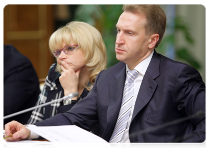 First Deputy Prime Minister Igor Shuvalov and Minister of Healthcare and Social Development Tatyana Golikova at Prime Minister Vladimir Putin’s meeting with the Bureau of the Board of Directors of the Russian Union of Industrialists and Entrepreneurs|21 april, 2011|17:09