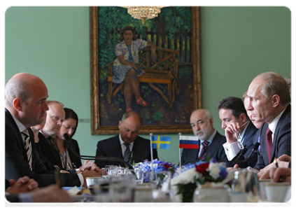 Председатель Правительства Российской Федерации В.В.Путин провёл переговоры с Премьер-министром Королевства Швеция Ф.Рейнфельдтом|27 апреля, 2011|14:47