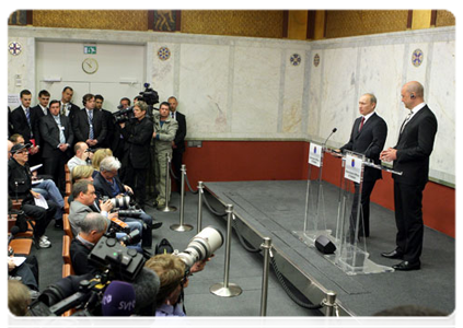 Председатель Правительства Российской Федерации В.В.Путин и Премьер-министр Швеции Ф.Рейнфельдт провели по итогам переговоров совместную пресс-конференцию|27 апреля, 2011|16:14