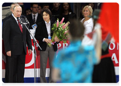 Prime Minister Vladimir Putin takes part in the opening ceremony of the World Figure Skating Championships in Moscow|27 april, 2011|20:19