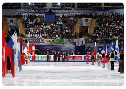 Prime Minister Vladimir Putin takes part in the opening ceremony of the World Figure Skating Championships in Moscow|27 april, 2011|20:22