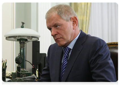 Andrei Krainy, head of the Federal Fisheries Agency, at a meeting with Prime Minister Vladimir Putin|7 april, 2011|16:18