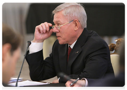 Anatoly Perminov, Director of the Federal Space Agency, at a meeting on the development prospects of the Russian space industry|7 april, 2011|17:44