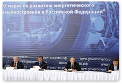 In St Petersburg, Prime Minister Vladimir Putin holds a meeting on the development of power engineering in Russia