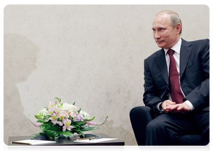 Prime Minister Vladimir Putin meeting with International Ice Hockey Federation President Rene Fasel|13 may, 2011|15:44