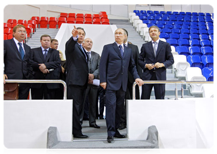 Председатель Правительства Российской Федерации В.В.Путин ознакомился с ходом строительства многофункционального спортивного комплекса|16 мая, 2011|18:45