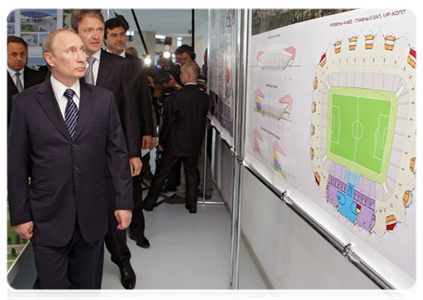 Prime Minister Vladimir Putin inspects the construction of a multi-purpose stadium|16 may, 2011|18:55