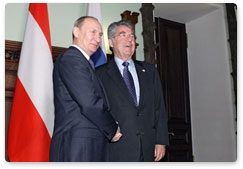 Prime Minister Vladimir Putin meets with the Federal President of the Republic of Austria, Dr Heinz Fischer